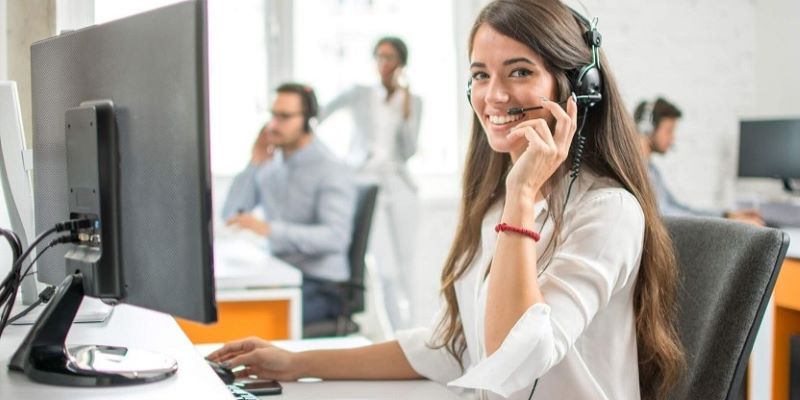 Liên hệ 99OK thông qua kênh tổng đài